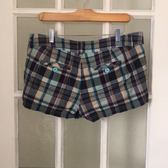 H&M Plaid Shorts Size 12 - Picture 2 of 4
